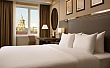 DoubleTree by Hilton Hotel Kazan City Center - Номер делюкс с кроватью размера "king-size" - Большая кровать