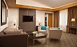 DoubleTree by Hilton Hotel Kazan City Center - Королевский люкс с одной спальней - Гостиная